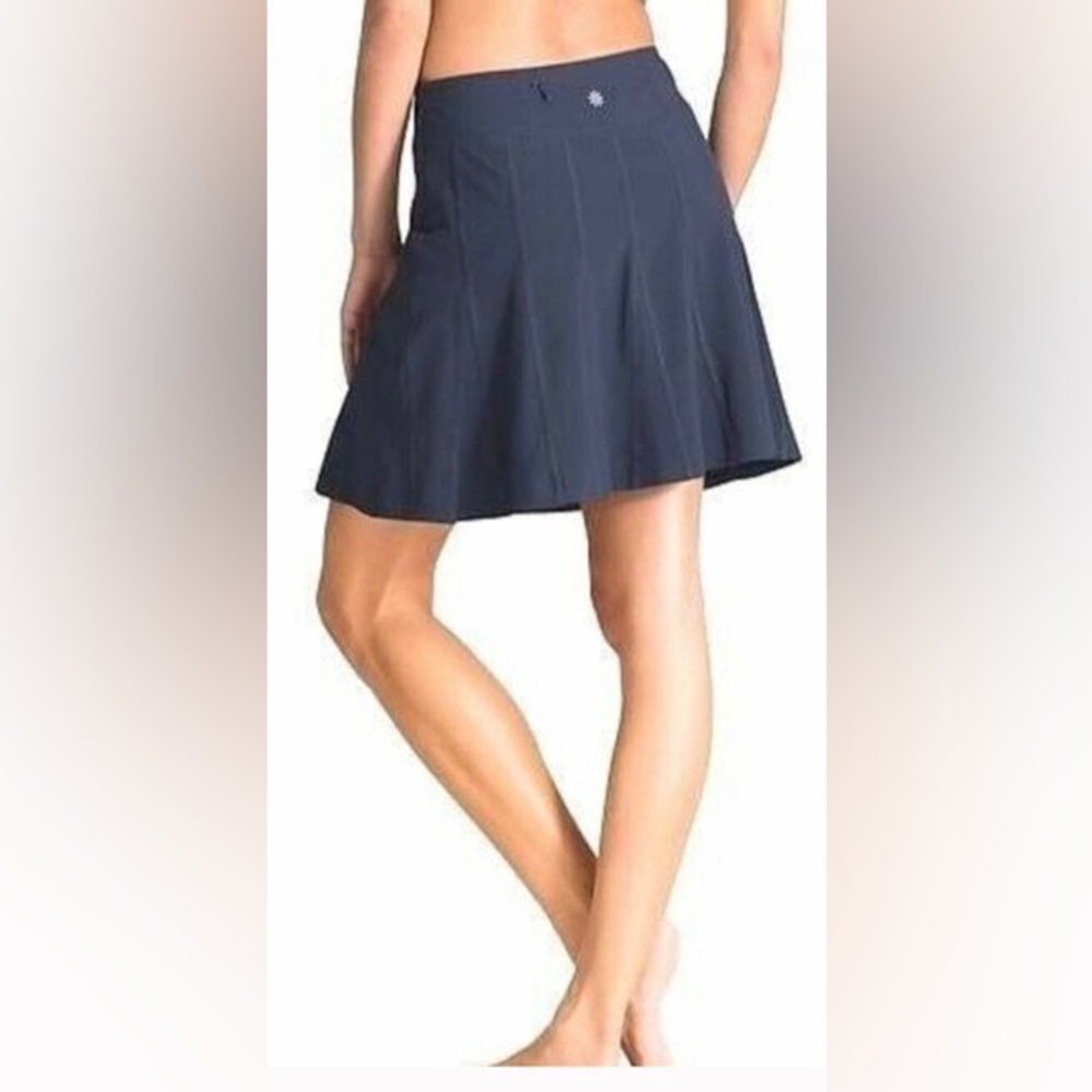 Athlete‎ Wear About Skort in Black Women's Size 8